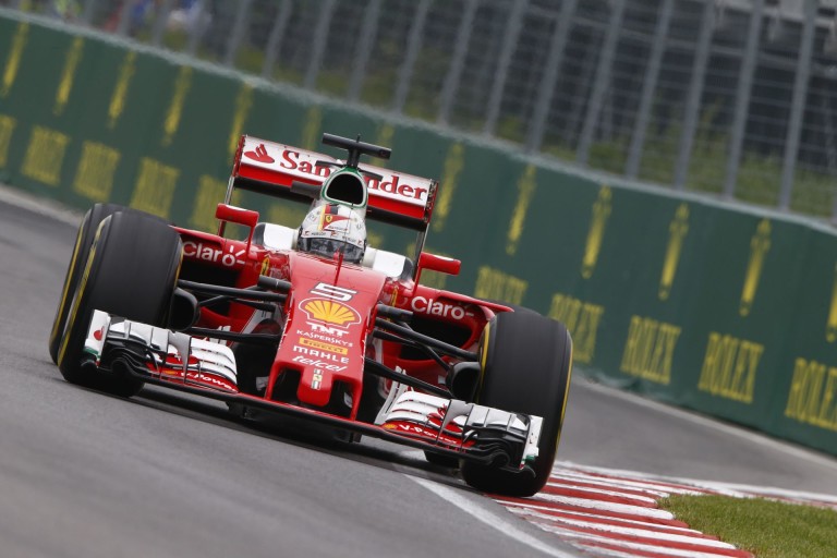 Vettel félelme valóra vált Kanadában: Grosjean figyelmen kívül hagyta a kék zászlót!