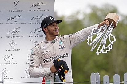 Hamilton Bakuban nem aludta ki magát - Roscoék horkolóversenyt rendeztek!