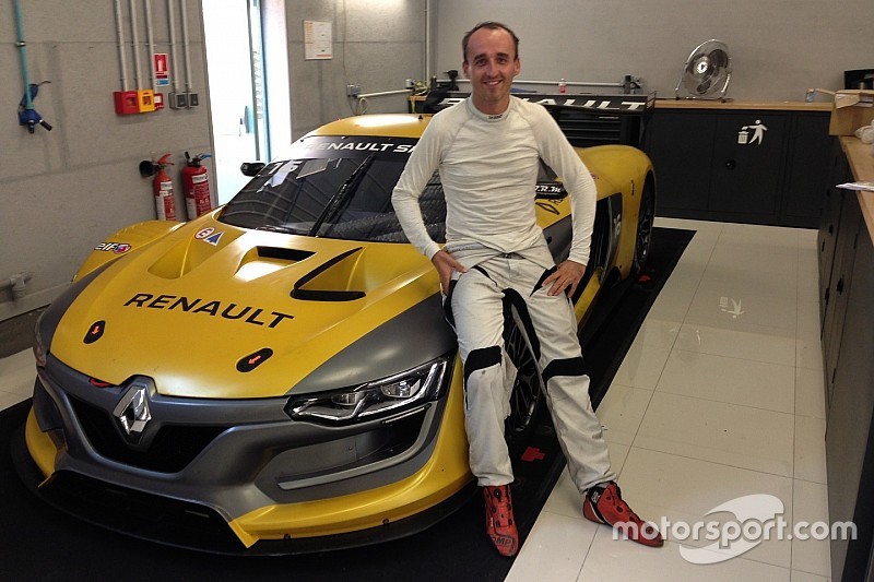 Robert Kubica gibt Debüt in der Renault-Sport-Trophy