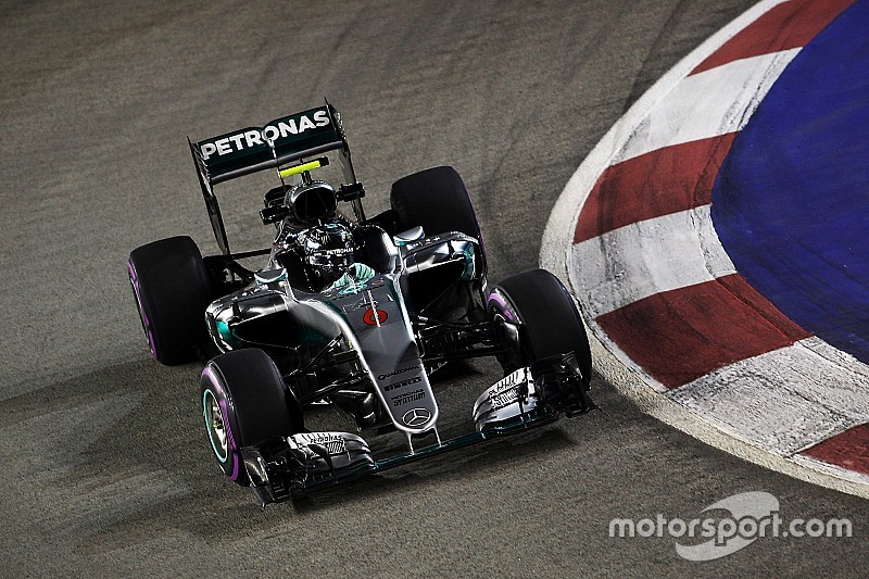 Rosberg bate a Verstappen en los últimos entrenamientos libres