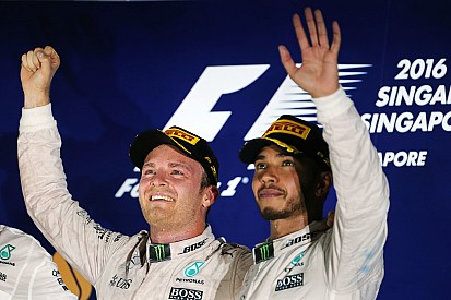 Hamilton alaba el trabajo de Nico Rosberg