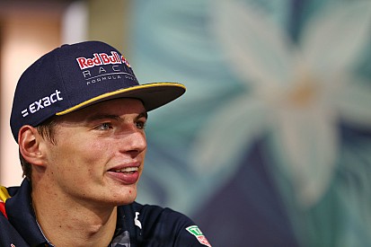 In beeld: Max Verstappen in Singapore