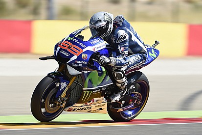 Kecelakaan saat warm-up bantu Lorenzo finis kedua