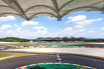 F1-coureurs verwachten veel actie in laatste bocht Sepang