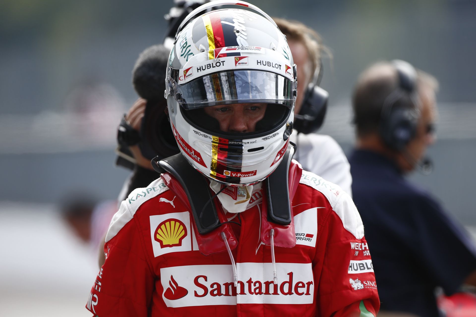 Räikkönen gyorsabb volt mostanában, tehát Vettel gyengélkedik a Ferrarinál?
