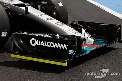Technikai elemzés: Így változtatta a Mercedes VB-győztes autóját a Pirelli tesztautójává