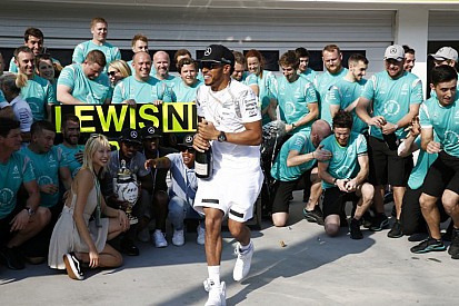 Rosberg tényleg hatalmas "potyás" lenne és csak így nyerhet bajnoki címet Hamilton ellen?