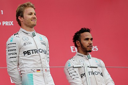 Lauda: "Senza rotture, Lewis non sarà in grado di riprendere Nico"