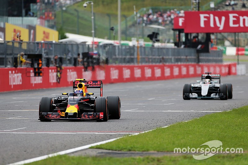 Reclamo Mercedes contro la manovra di Verstappen alla chicane