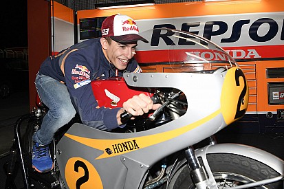 Márquez - "J'espère pouvoir devenir comme Rossi à l'avenir"