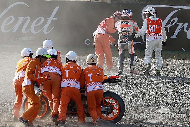 Dani Pedrosa operato con successo alla clavicola destra