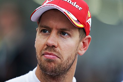 Vettel: "Ferrari moet zich concentreren op de wagen, niet mijn contract"