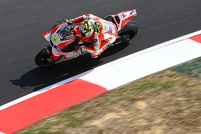 Iannone, impresionado de sí mismo