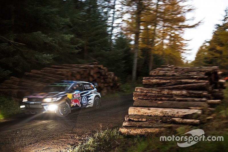 ES8 - Ogier termine le premier jour en tête, mais...