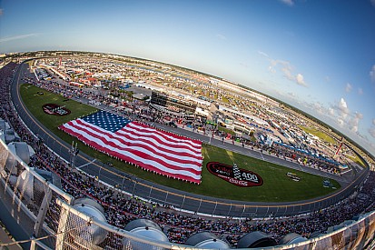 Vettel et Räikkönen en F1 à Daytona pour une première historique