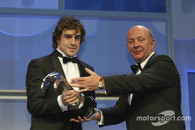 Weltbekannter Formel-1-Journalist Nigel Roebuck kehrt zu Autosport zurück