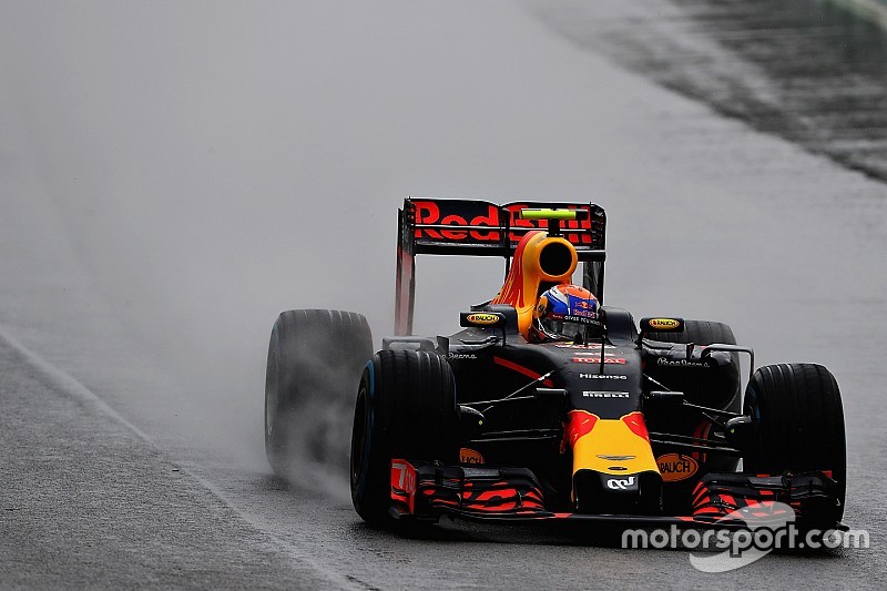 Verstappen dice que salvó el trompo en Brasil por su experiencia con quads
