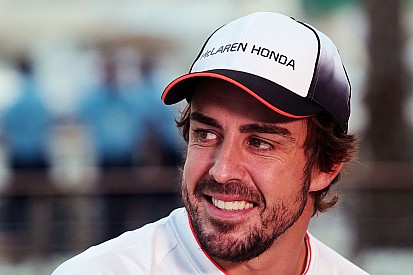 Bantah rumor pindah ke WEC, Alonso ingin fokus 100 persen di F1