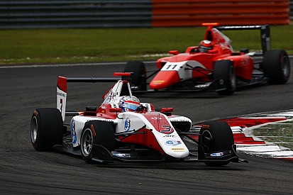 GP3 Abu Dhabi: Albon opent met beste tijd, De Vries vijfde