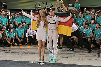 Mercedes - Rosberg est digne d'un "grand champion"