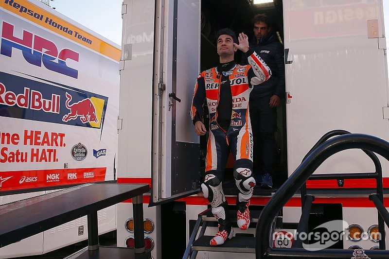 Pedrosa cambia de manos