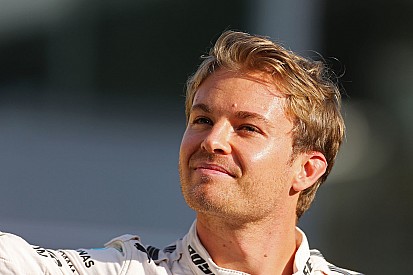 Росберг не дал Mercedes времени подготовить запасной план, заявил Лауда