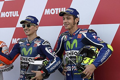 Lorenzo: "Spanning met Rossi zal afnemen door overstap naar Ducati"