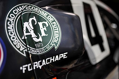 Equipos y pilotos honran al equipo Chapecoense
