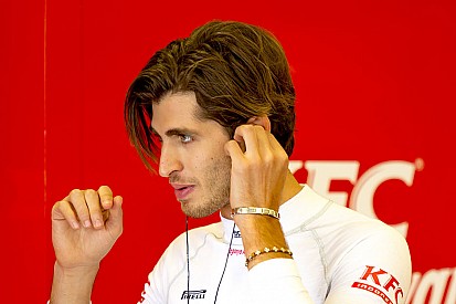 Giovinazzi cumple su sueño de llegar a Ferrari