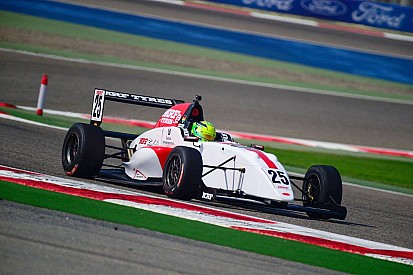 Hivatalos: Mick Schumacher az F3-ban folytatja!