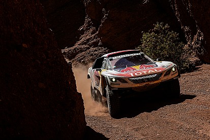 Reli Dakar Stage 4: Despres berjaya, Loeb dan Sainz alami masalah