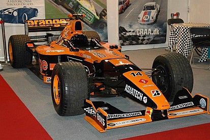 À vendre, Arrows A21, prête à prendre la piste