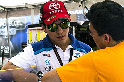 El hermano de Sergio Pérez anunció su retiro del automovilismo