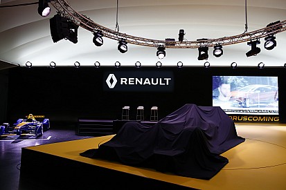 Наживо: Презентація Renault F1 2017