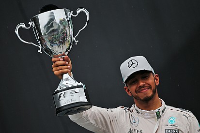 Hamilton quiere ser recordado como deportista y celebridad