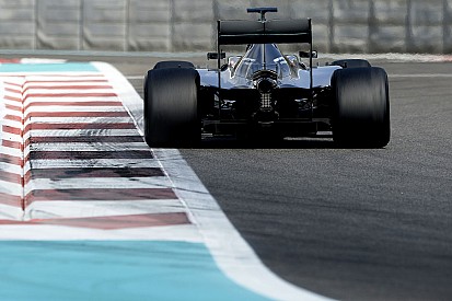 Hamilton cree que los test con el muleto de 2017 fueron "una pérdida de tiempo"