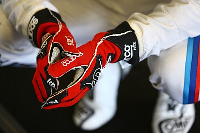 Formel 1 2018: Hightech-Handschuhe überwachen Fahrer