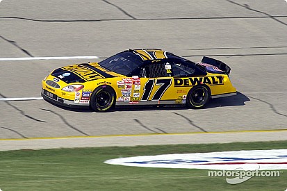 Kenseth to run throwback scheme from rookie season in Homestead finale