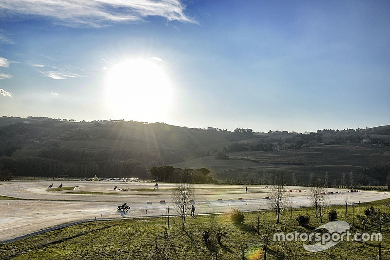 100 km des champions : Morbidelli bat Rossi à domicile