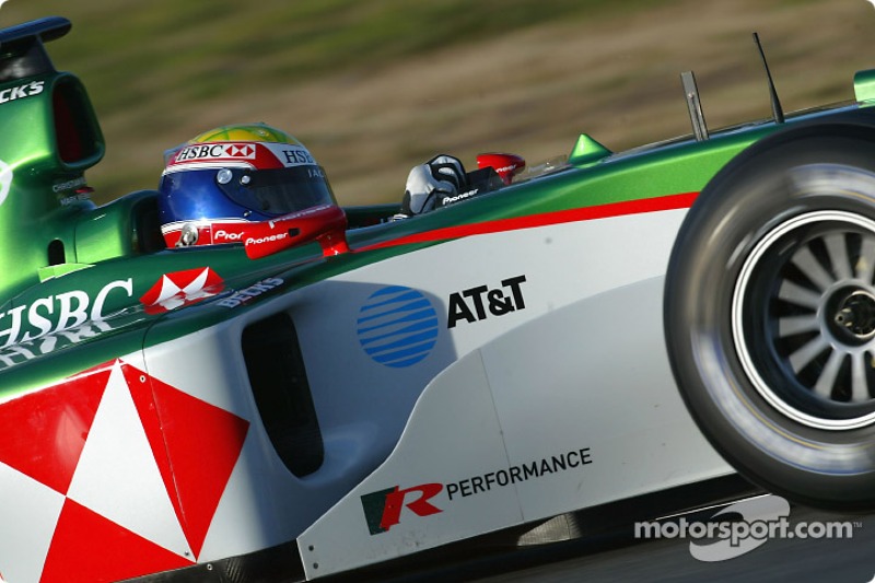 Mark Webber test ediyoryeni Jaguar R5