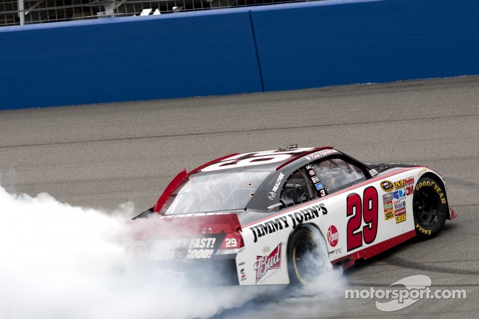 Race winner Kevin Harvick, Richard Childress Racing Chevrolet