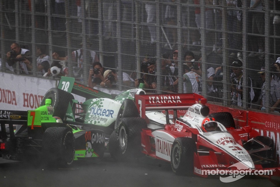 Trouble for Danica Patrick, Andretti Autosport, Simona de Silvestro, HVM Racing, Helio Castroneves, Team Penske