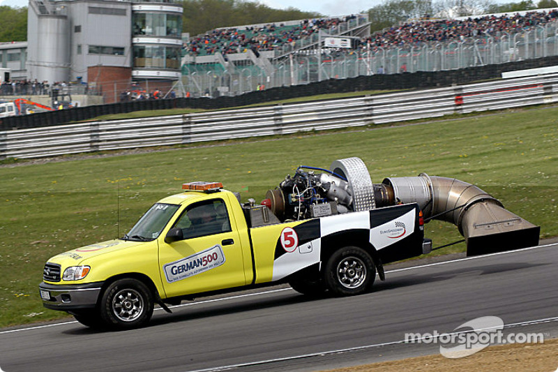 indycar-brands-hatch-2003-simple-green-blower-truck.jpg