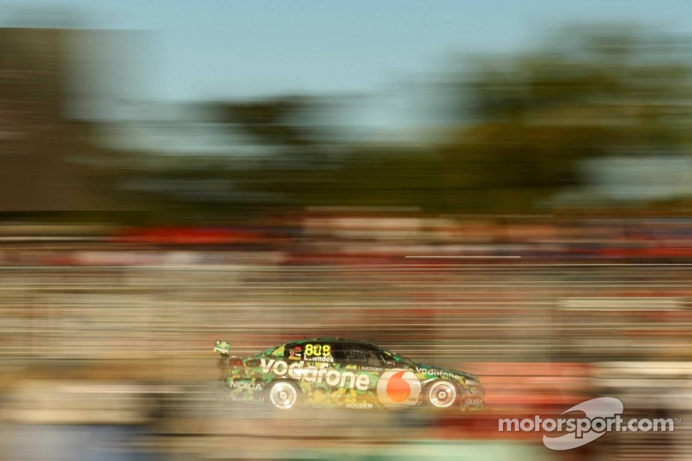 #888 TeamVodafone: Craig Lowndes