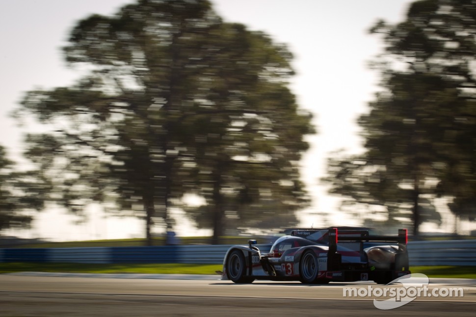 #3 Audi Sport Team Joest Audi R18: Timo Bernhard, Romain Dumas, Loic Duval