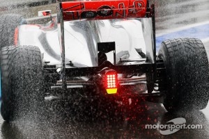 Jenson Button, McLaren rear wing detail