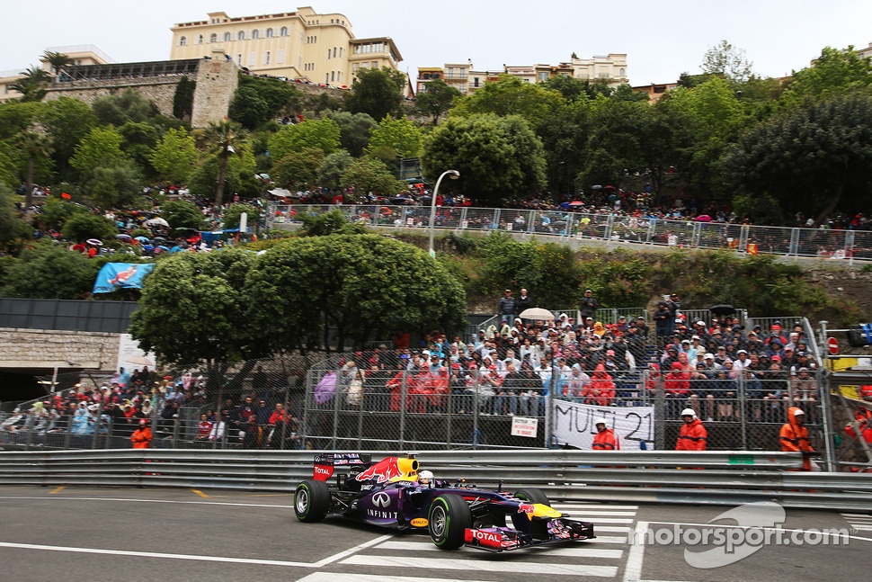 Sebastian Vettel, Red Bull Racing RB9
