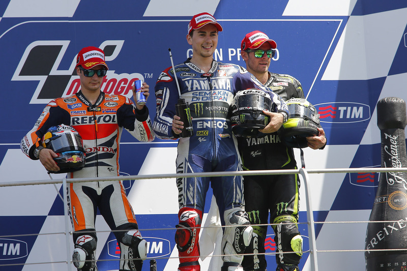 Podio: 1º Jorge Lorenzo, 2º Dani Pedrosa, 3º Cal Crutchlow