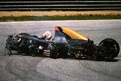 Unfall: Roland Ratzenberger, Simtek S941