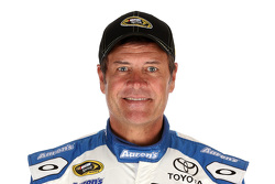 Michael Waltrip, Michael Waltrip Racing, Toyota